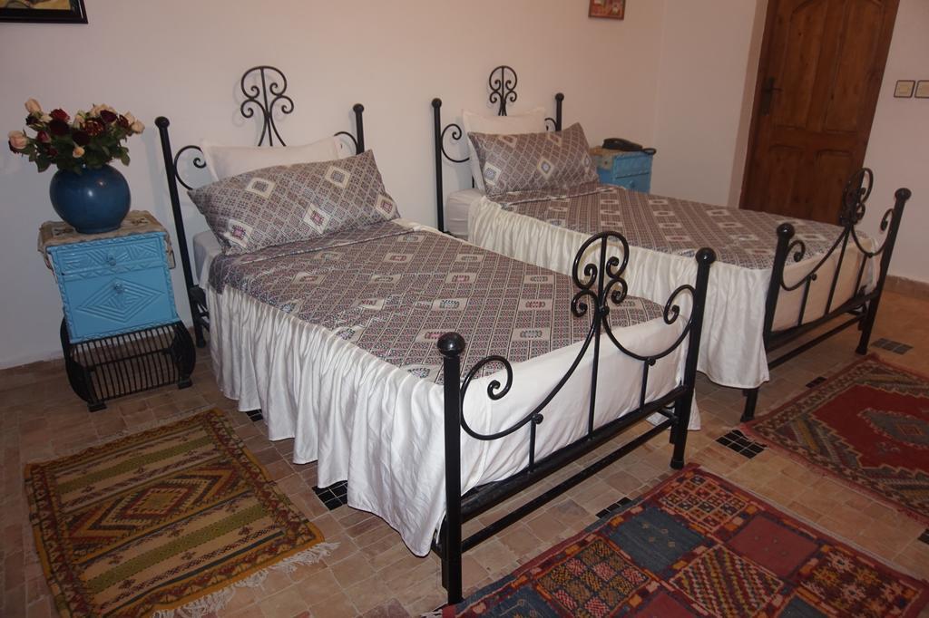 Riad Al Khansaa Szavíra Kültér fotó