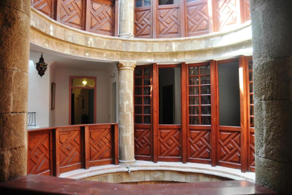 Riad Al Khansaa Szavíra Kültér fotó