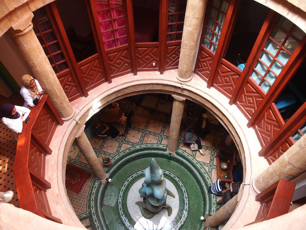 Riad Al Khansaa Szavíra Kültér fotó