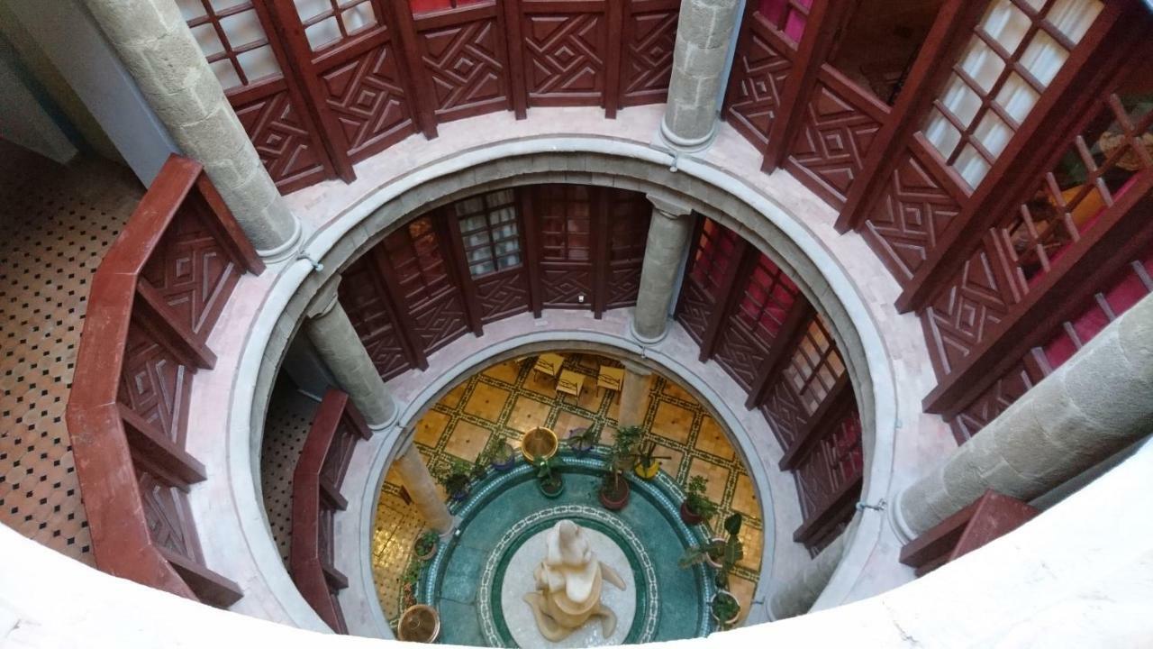 Riad Al Khansaa Szavíra Kültér fotó